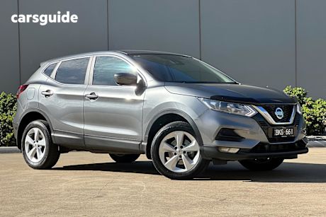 Silver 2020 Nissan Qashqai SUV ST F