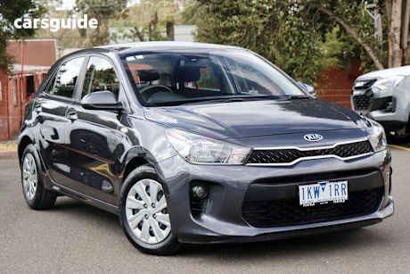 Grey 2017 Kia RIO Hatch S F