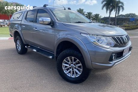 Grey 2015 Mitsubishi Triton Ute Tray EXCEED 4X4