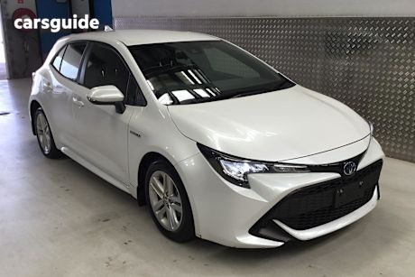 White 2022 Toyota Corolla Hatch ZR HYBRID F