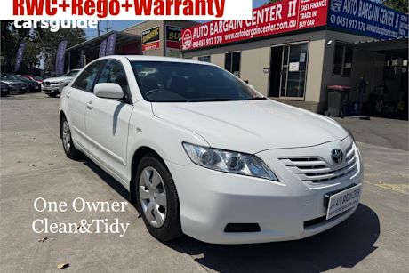 White 2007 Toyota Camry Sedan Altise