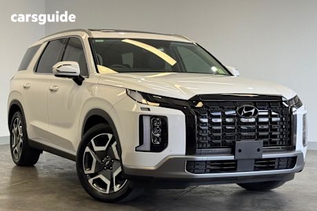 White 2022 Hyundai Palisade SUV ELITE F