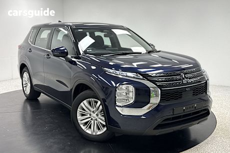 Blue 2023 Mitsubishi Outlander SUV ES F