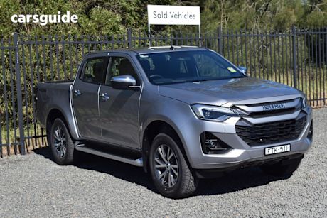 Silver 2025 Isuzu D-MAX Crew Cab Utility Ls-U+ (4X4)