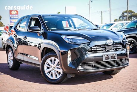 Black 2024 Toyota Yaris Cross Wagon Gx Hybrid