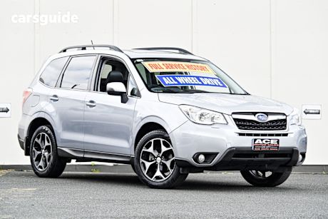Silver 2015 Subaru Forester Wagon 2.5I-S
