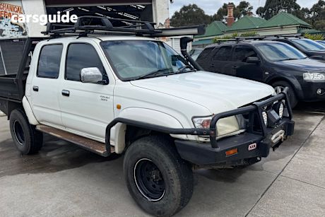 White 2002 Toyota Hilux Dual Cab Pick-up Sr5 (4X4)