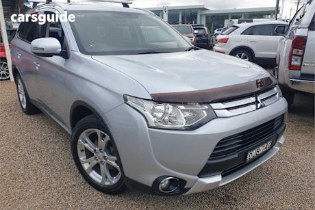 Silver 2014 Mitsubishi Outlander Wagon Ls (4X2)