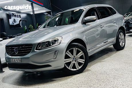 Silver 2016 Volvo XC60 Wagon T5 Luxury