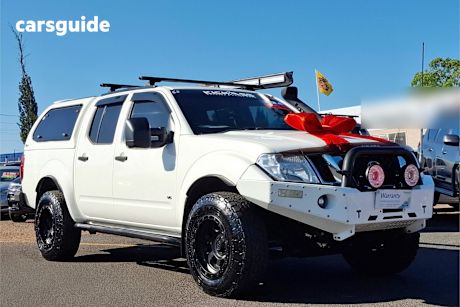 White 2012 Nissan Navara Ute Tray ST-X 550