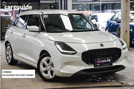 White 2024 Suzuki Swift Hatchback Hybrid Plus