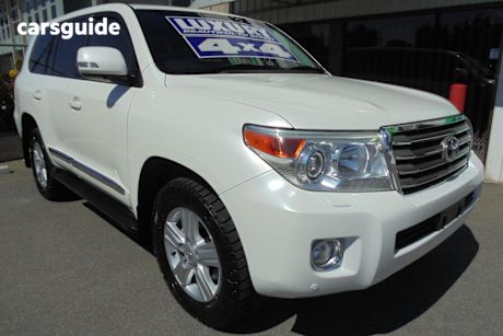 White 2012 Toyota Landcruiser Wagon Sahara (4X4)