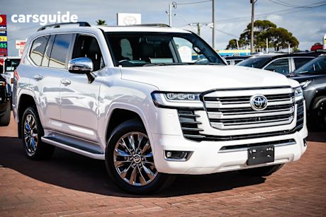 White 2023 Toyota Landcruiser Wagon Lc300 Sahara Zx (4X4)