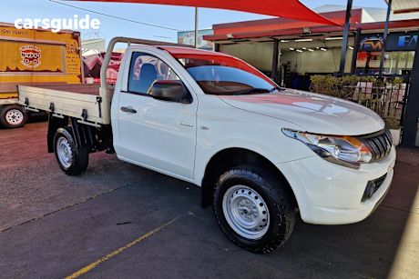 White 2018 Mitsubishi Triton Cab Chassis Glx