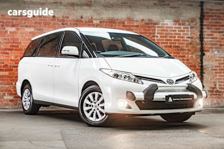 White 2017 Toyota Tarago Wagon Gli