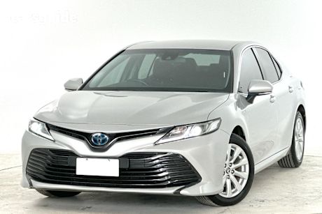 Silver 2021 Toyota Camry Sedan ASCENT F