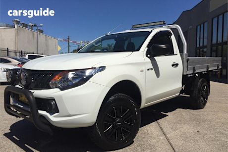 White 2017 Mitsubishi Triton Cab Chassis Glx