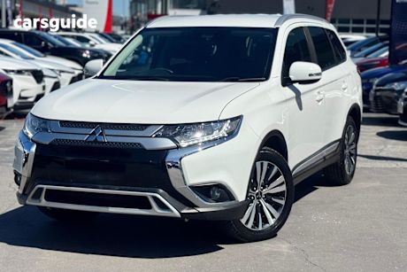 White 2018 Mitsubishi Outlander Wagon Ls 7 Seat (Awd)