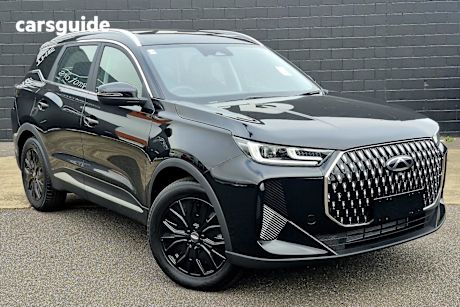 Black 2025 Chery Tiggo 7 SUV URBAN F