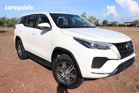 White 2023 Toyota Fortuner Wagon Gx