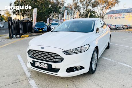 White 2016 Ford Mondeo Hatchback Trend