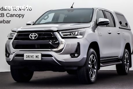 Silver 2021 Toyota Hilux Double Cab Pick Up Sr5 (4X4)