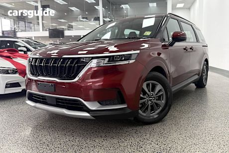 Red 2022 Kia Carnival Wagon S