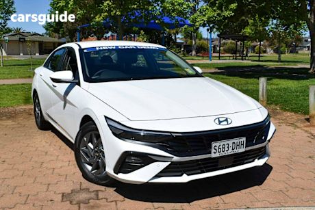 White 2025 Hyundai I30 Sedan