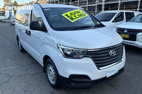 White 2019 Hyundai Iload Van 3S Liftback