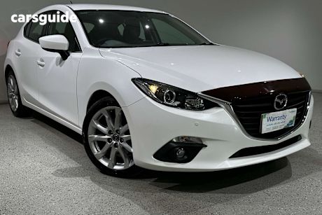 White 2016 Mazda 3 Hatchback Sp25