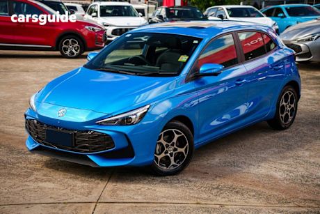 Blue 2025 MG MG3 Hatchback Essence Hybrid+