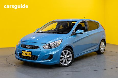 Blue 2017 Hyundai Accent Hatchback Active