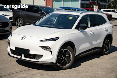 White 2025 MG MGS5 EV Wagon Essence 49