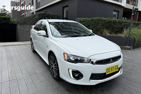 White 2015 Mitsubishi Lancer Sedan Gsr
