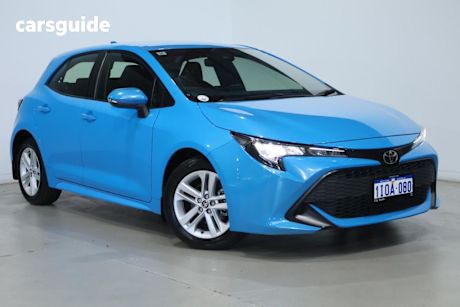 Blue 2019 Toyota Corolla Hatchback Ascent Sport