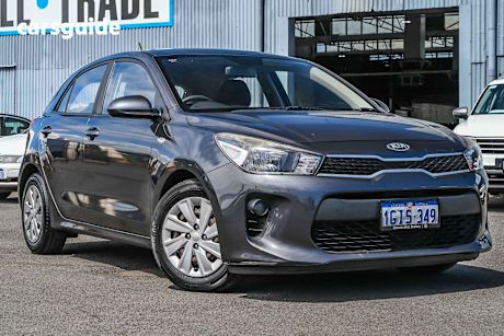 Grey 2017 Kia RIO Hatchback S