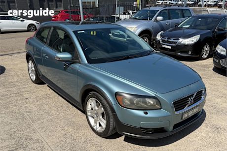 Green 2007 Volvo C30 Hatchback Le