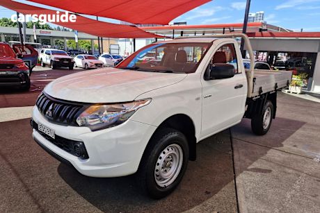 White 2018 Mitsubishi Triton Cab Chassis Glx