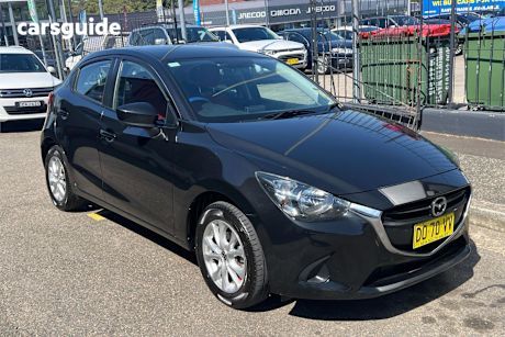 Black 2014 Mazda 2 Hatchback Maxx