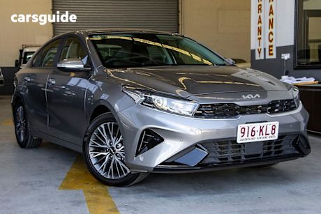 Grey 2024 Kia Cerato Sedan Sport+