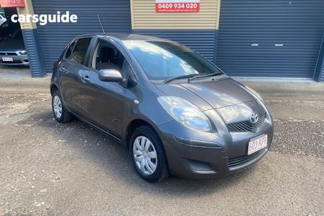 Grey 2010 Toyota Yaris Hatchback Yr
