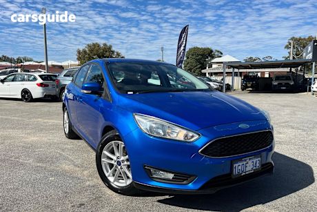Blue 2018 Ford Focus Hatch SPORT F