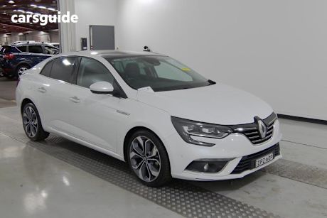 White 2017 Renault Megane Hatchback Zen