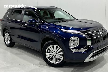 Blue 2024 Mitsubishi Outlander Wagon Ls 7 Seat (2Wd)