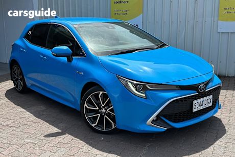 Blue 2019 Toyota Corolla Hatchback Zr (Hybrid)