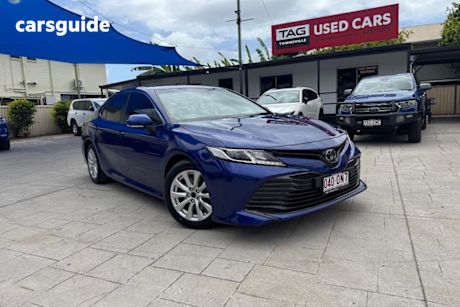Blue 2019 Toyota Camry Sedan ASCENT F