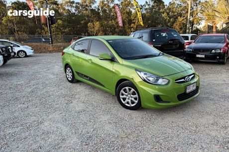 2013 Hyundai Accent Sedan Active