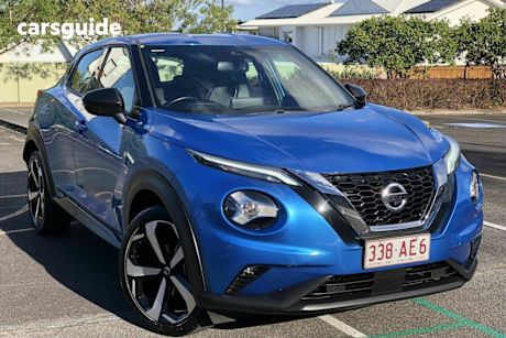 Blue 2020 Nissan Juke Hatchback St-L