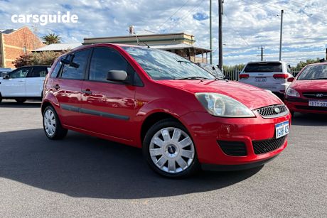 Red 2008 Ford Fiesta Hatchback Lx