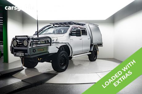 Silver 2015 Toyota Hilux Dual Cab Utility Sr5 (4X4)